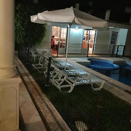 Ferias Inesqueciveis كاريغادو